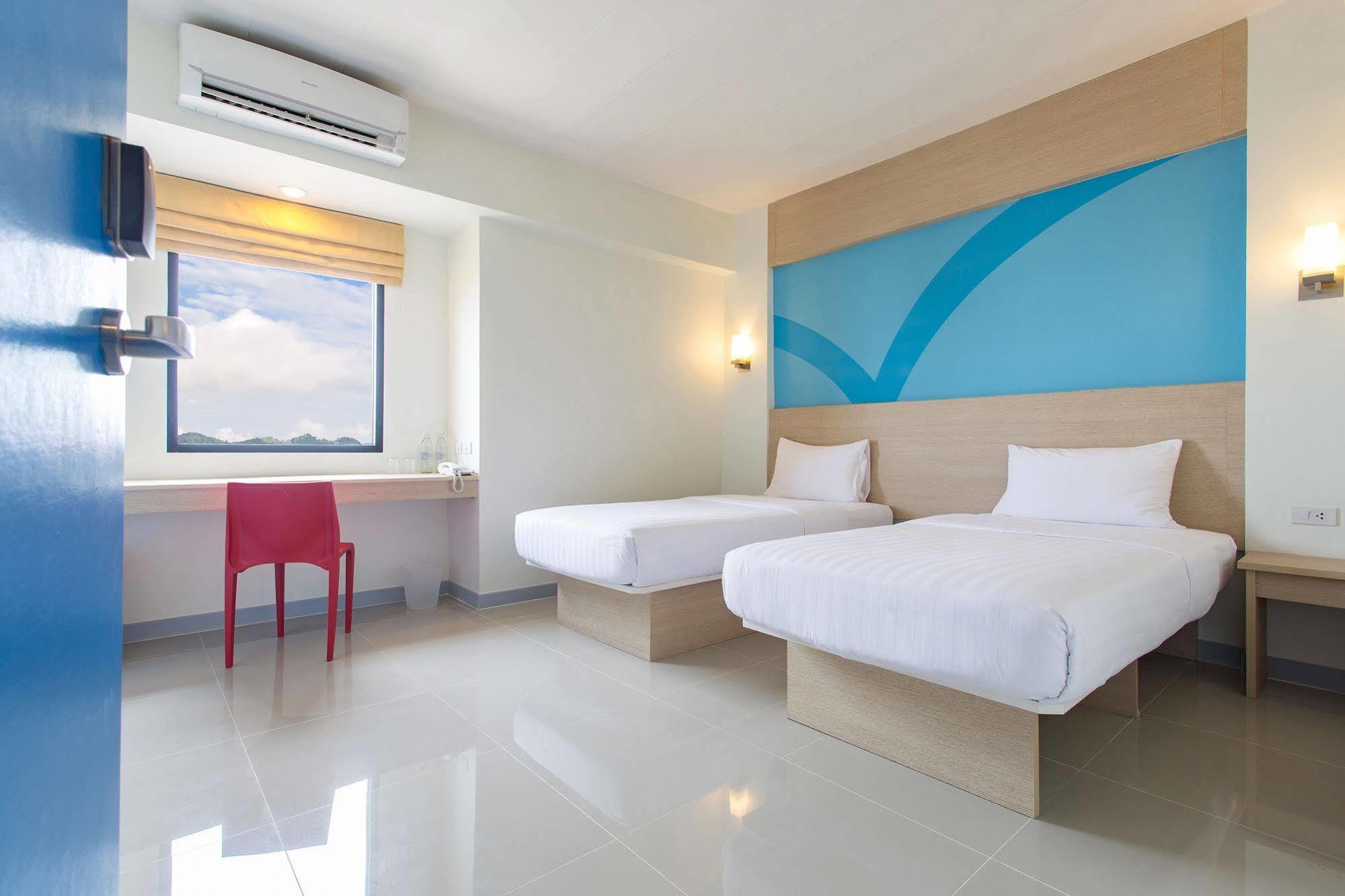 Hop Inn Phuket - Sha Plus Екстер'єр фото